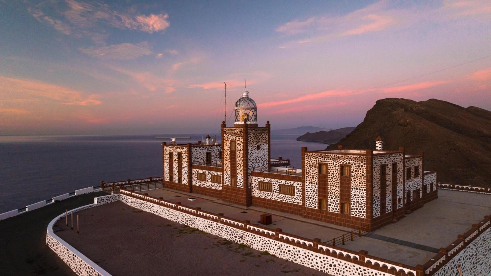 Casa Amaya - Spacious House With Pool, Large Garden, Bbq, 2 Terraces, And Ideal Location El Charco  外观 照片